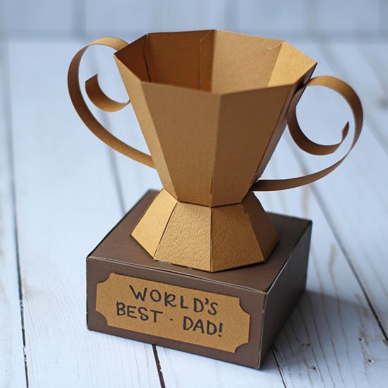 3D Paper Trophy Treat Holder for Father's Day!