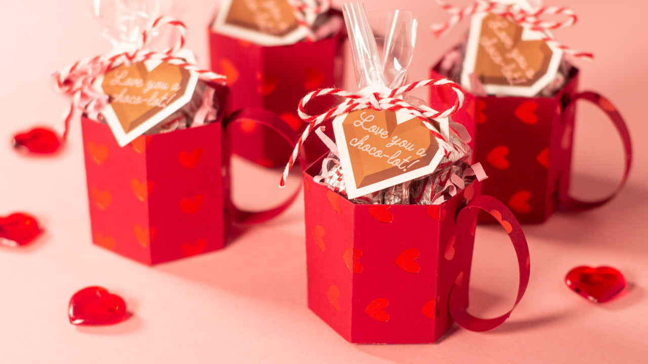 Mini Hot Chocolate Mug DIY Valentines + Free SVG & PDF!