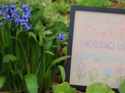 DIY Embroidered Paper For Mother’s Day!